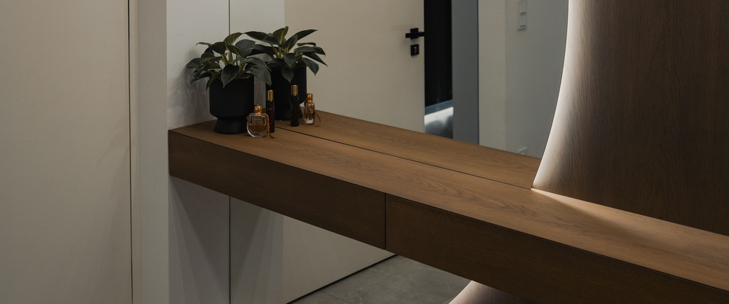 Meble do przedpokoju na zamówienie